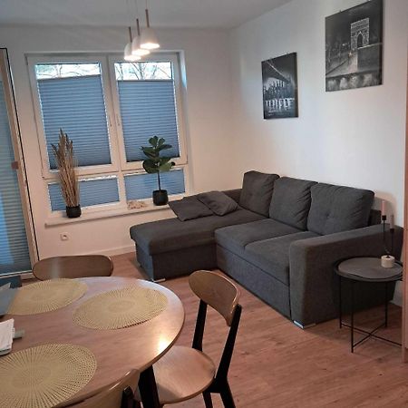 Apartament Julia 1-4 Os Starowapiennikowa 42A Z Balkonem Ze Sniadaniem Kontynentalnym キェルツェ エクステリア 写真
